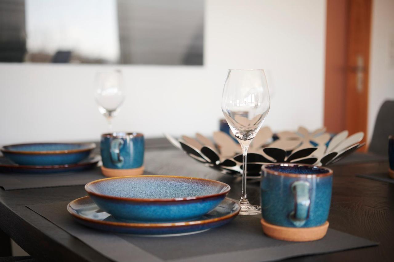 Grosszuegig & Stilvoll Parkplatz ,Ruhige Lage, 5 Personen, Langzeit Apartment พาเดอร์บอร์น ภายนอก รูปภาพ