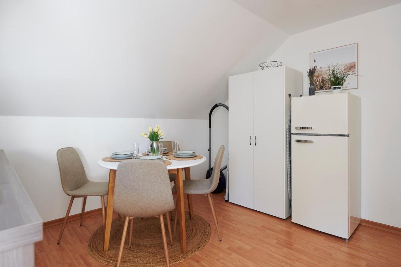 Grosszuegig & Stilvoll Parkplatz ,Ruhige Lage, 5 Personen, Langzeit Apartment พาเดอร์บอร์น ภายนอก รูปภาพ